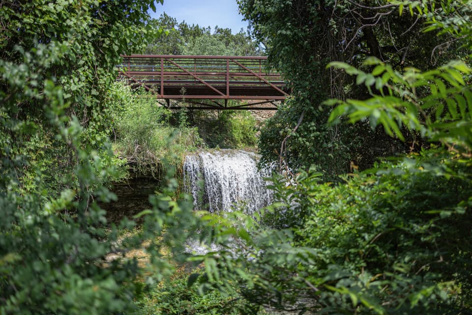 Twin Lakes Park Trail